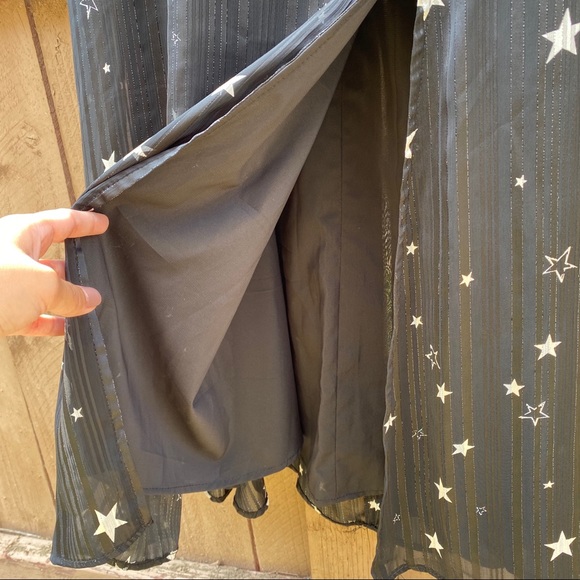 Isabell Upp Star Print Maxi Dress - Picture 4 of 8